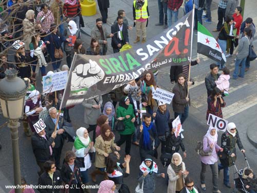 Manifestacion contra el referendum en siria Madrid 2012