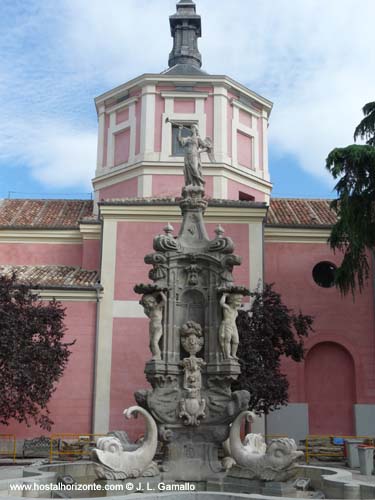 Fuente de la Fama Hospicio de San Fernando Museo Municipal Pedro de Ribera Chueca Barcelo Madrid Spain